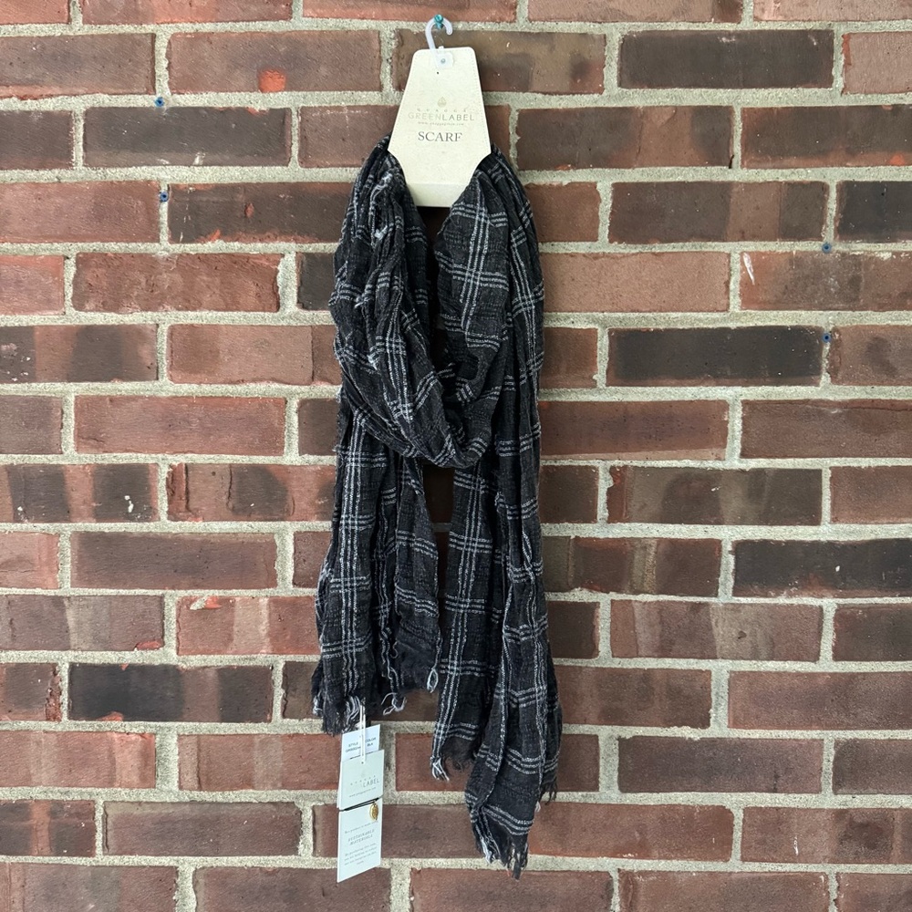 Quagga Green Label Plaid Black Scarf New With Tag